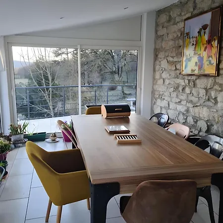 Le Rocher De La Baronne Apartment *